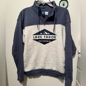 Unisex, crewneck sweatshirt